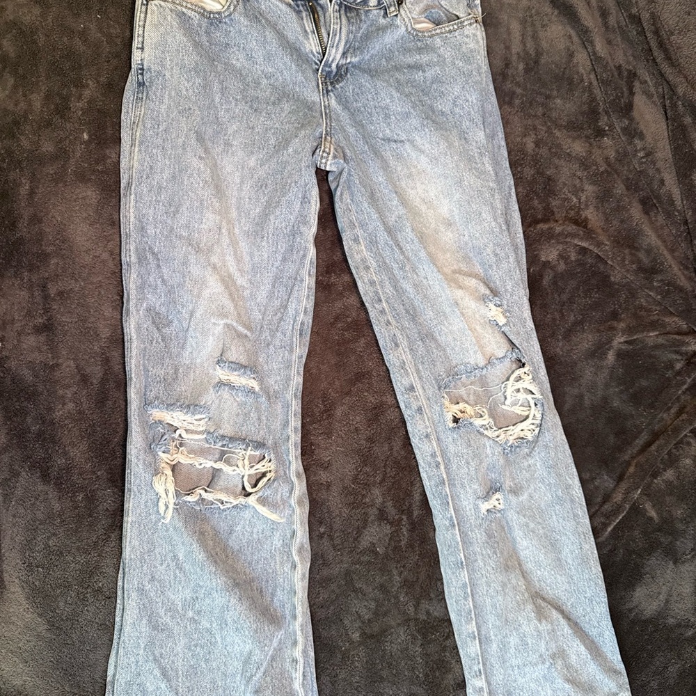 Distressed baggy Blue Jeans